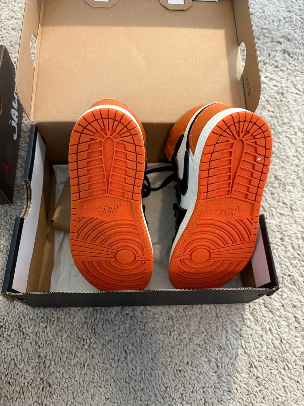 Kids’ Retro Jordan 1 Black and Orange- Shattered Backboard - Picture 9 of 9
